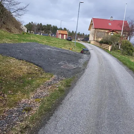 Nygjerdet Gossen Gossa